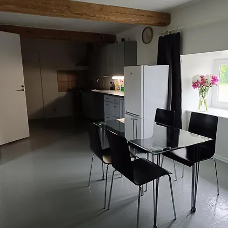 Lejlighed Maeo Apartment *